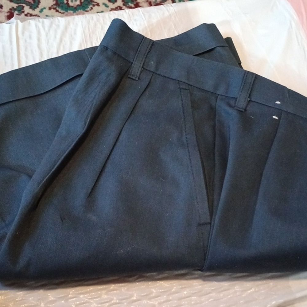 Chic 8 blue women shorts cuffed and pleated